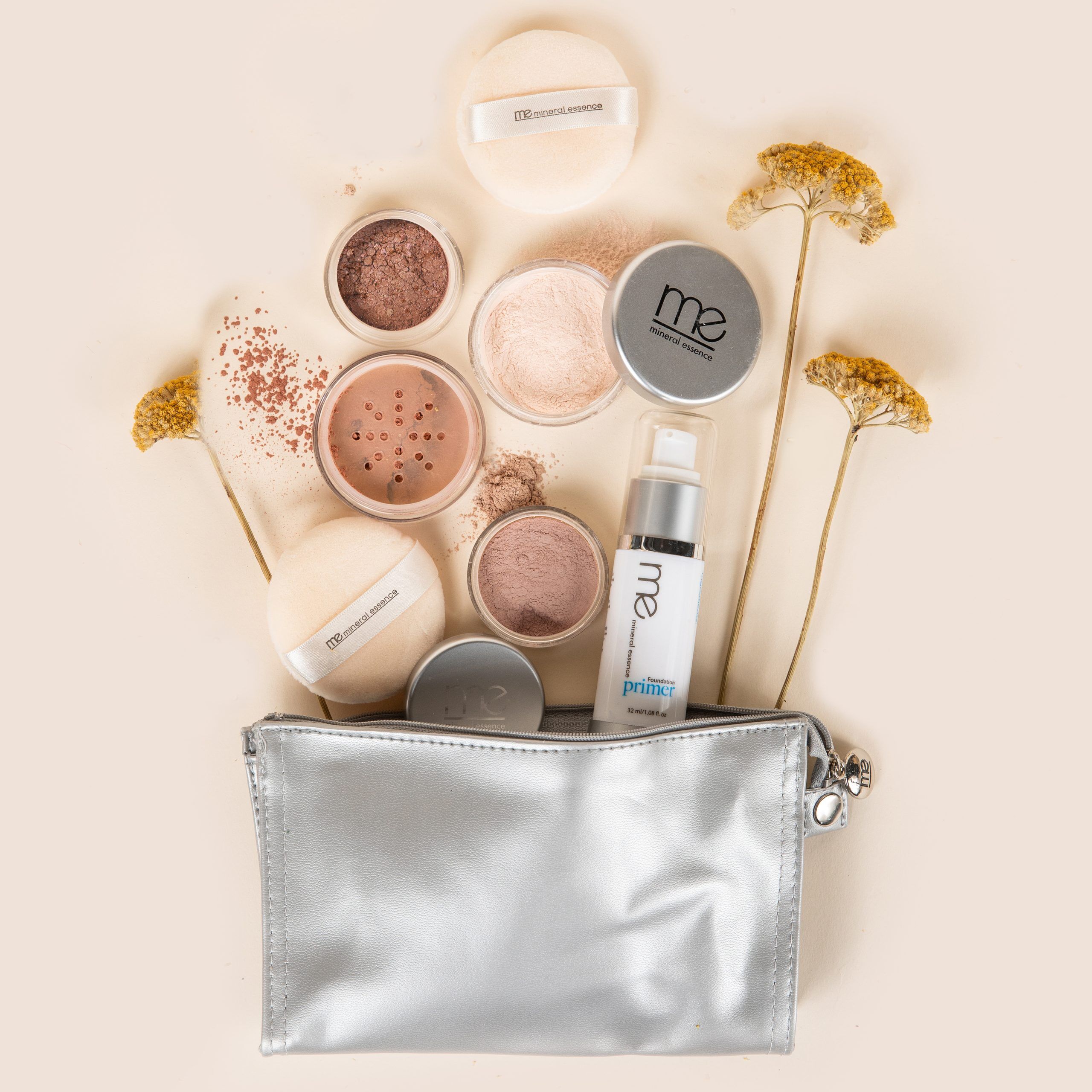 Silver_Makeup_Bag_1-scaled-1.jpg